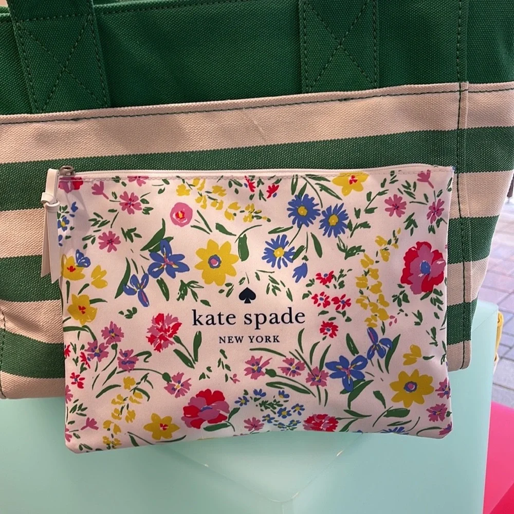 Kate Spade Large Canvas Floral Print Zip Pouch - Picture 6 of 16